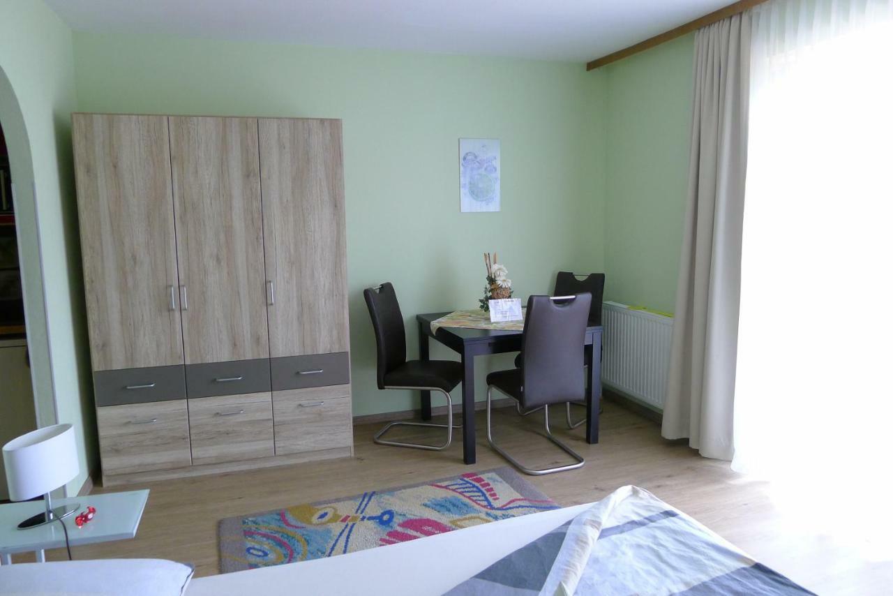 Alpenappartement Claudia Piesendorf Exterior foto